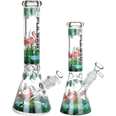 Pulsar Chillin Flamingos Beaker Bong
